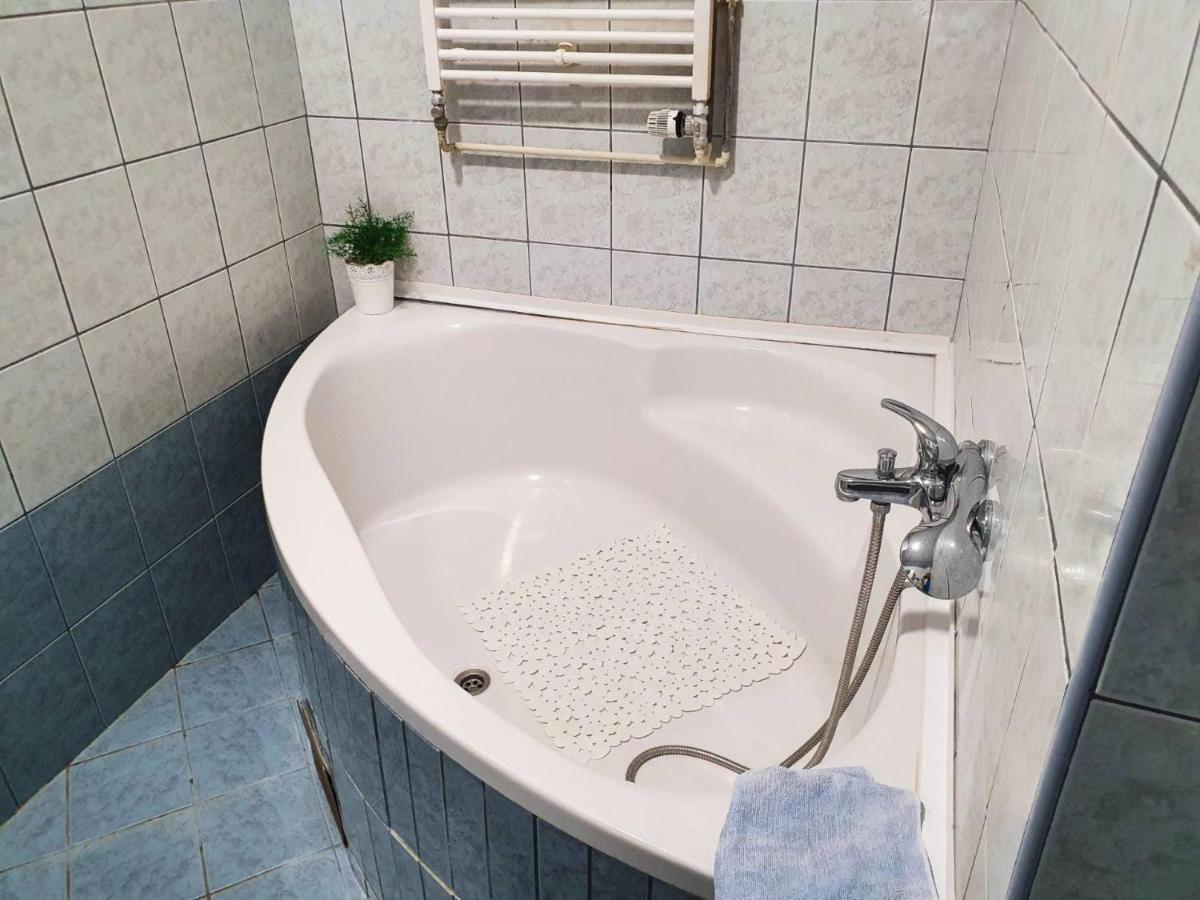 אוסילק Apartment Laura & Lucija מראה חיצוני תמונה